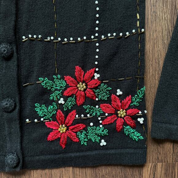 White Stag Black Poinsettia Embroidered Holiday Cardigan Women’s Small - Picture 7 of 12